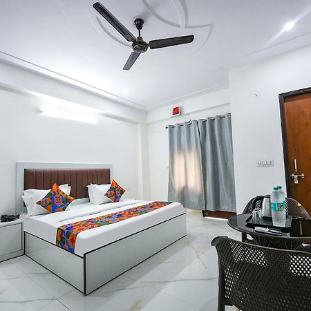 Fabhotel The Yashobhumi Near Yashobhoomi Convention Centre Delhi  Buitenkant foto