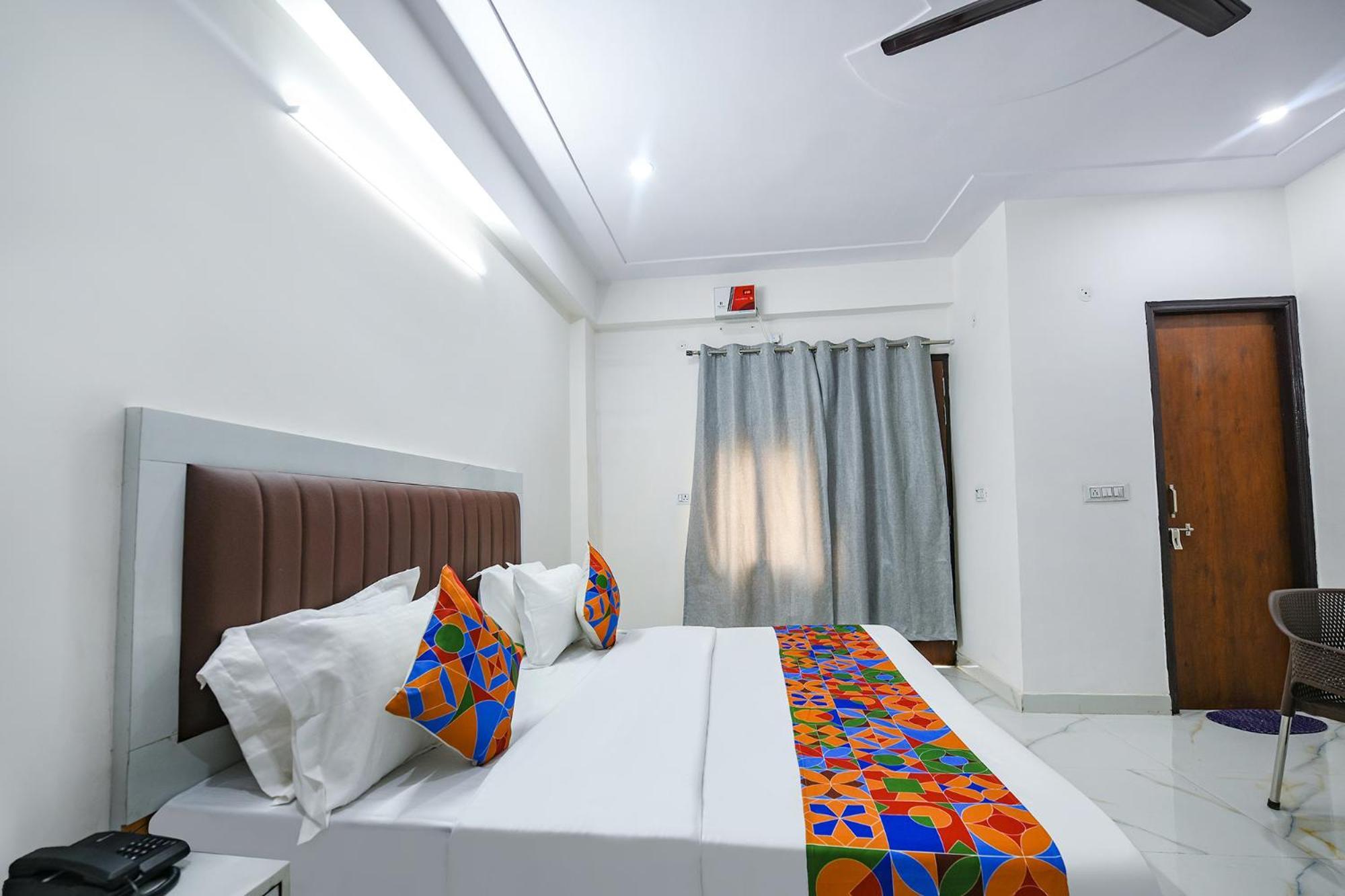 Fabhotel The Yashobhumi Near Yashobhoomi Convention Centre Delhi  Buitenkant foto