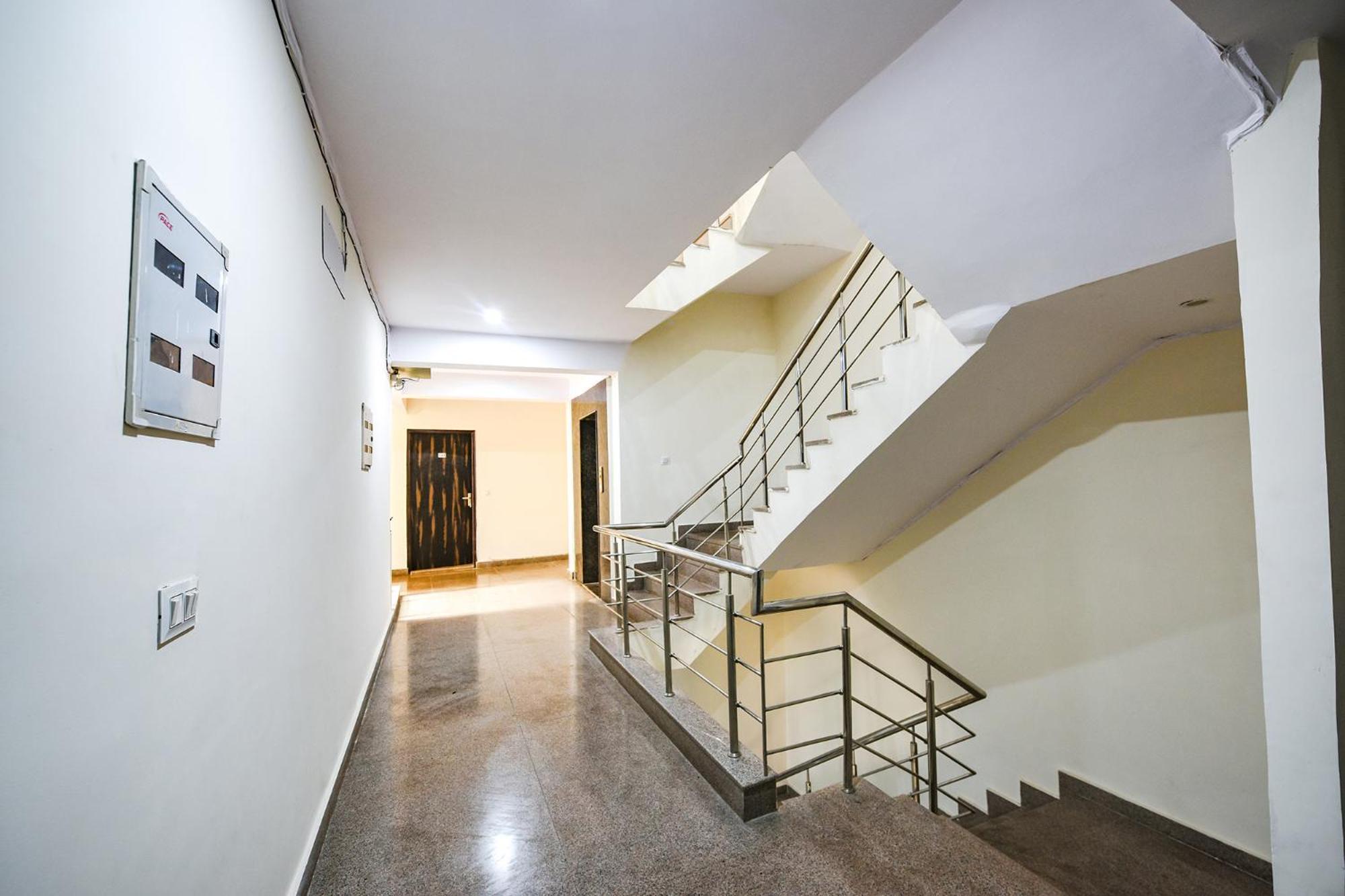 Fabhotel The Yashobhumi Near Yashobhoomi Convention Centre Delhi  Buitenkant foto